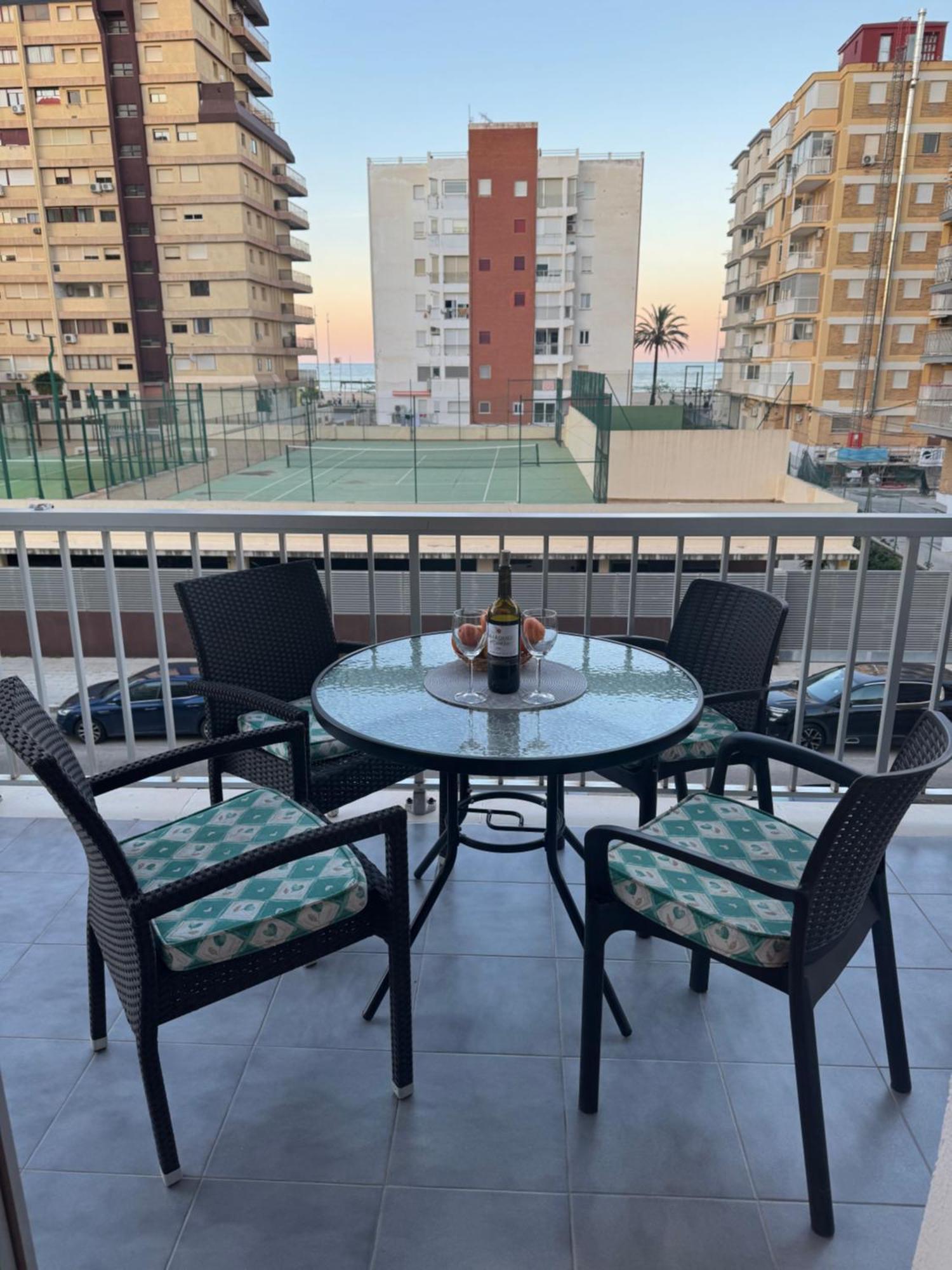 Lovely Family Apartment 2 Min. From The Beach Playa de Gandia 외부 사진